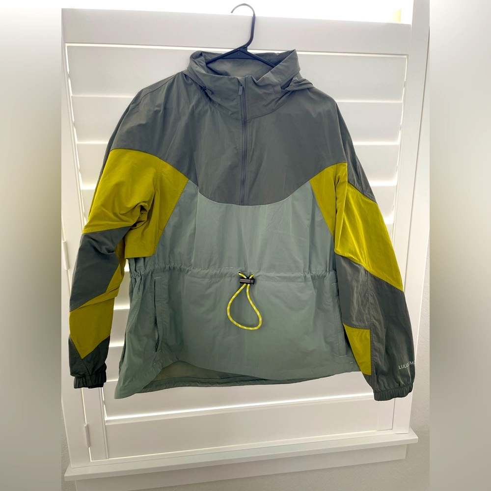Lululemon utility jacket